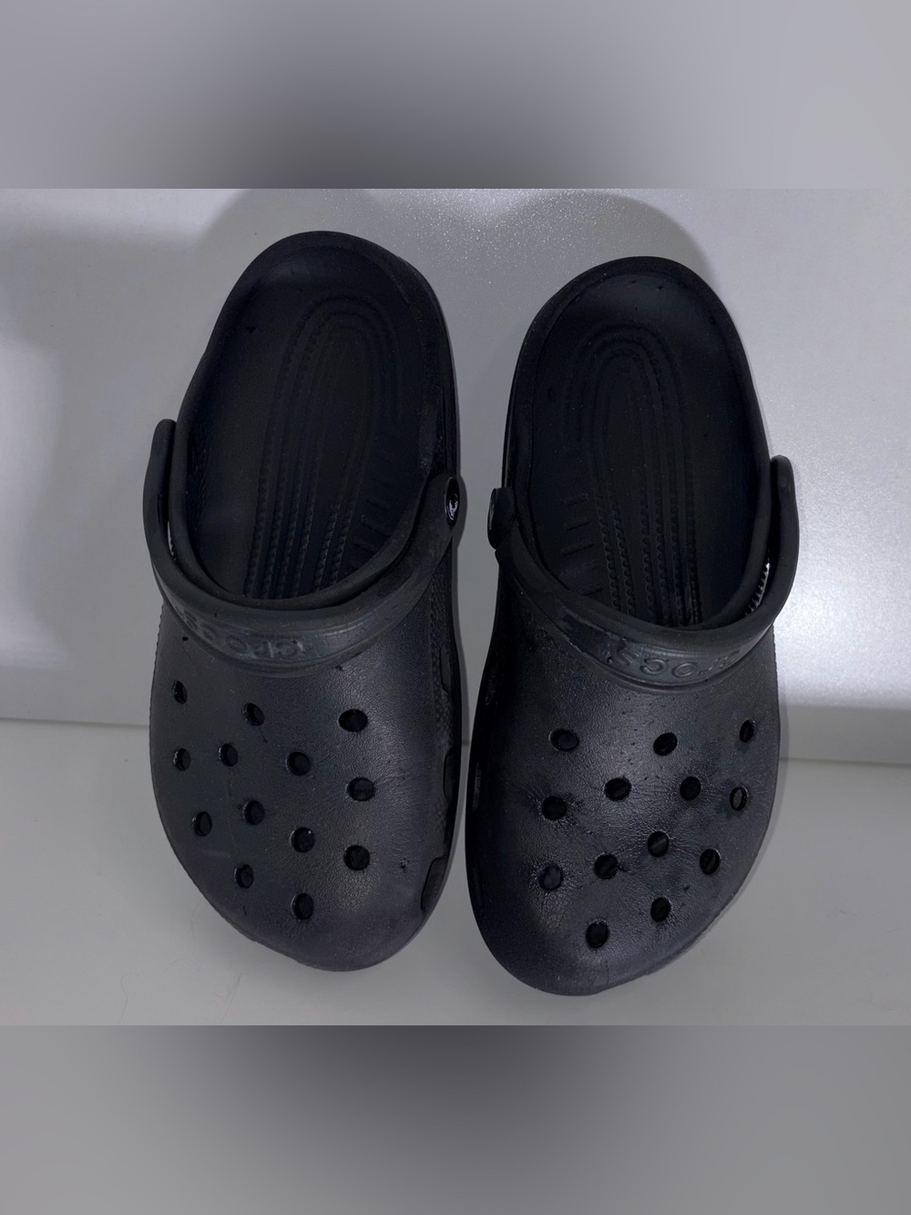 CROCS Kids Classic Clog in Black Size Junior 4